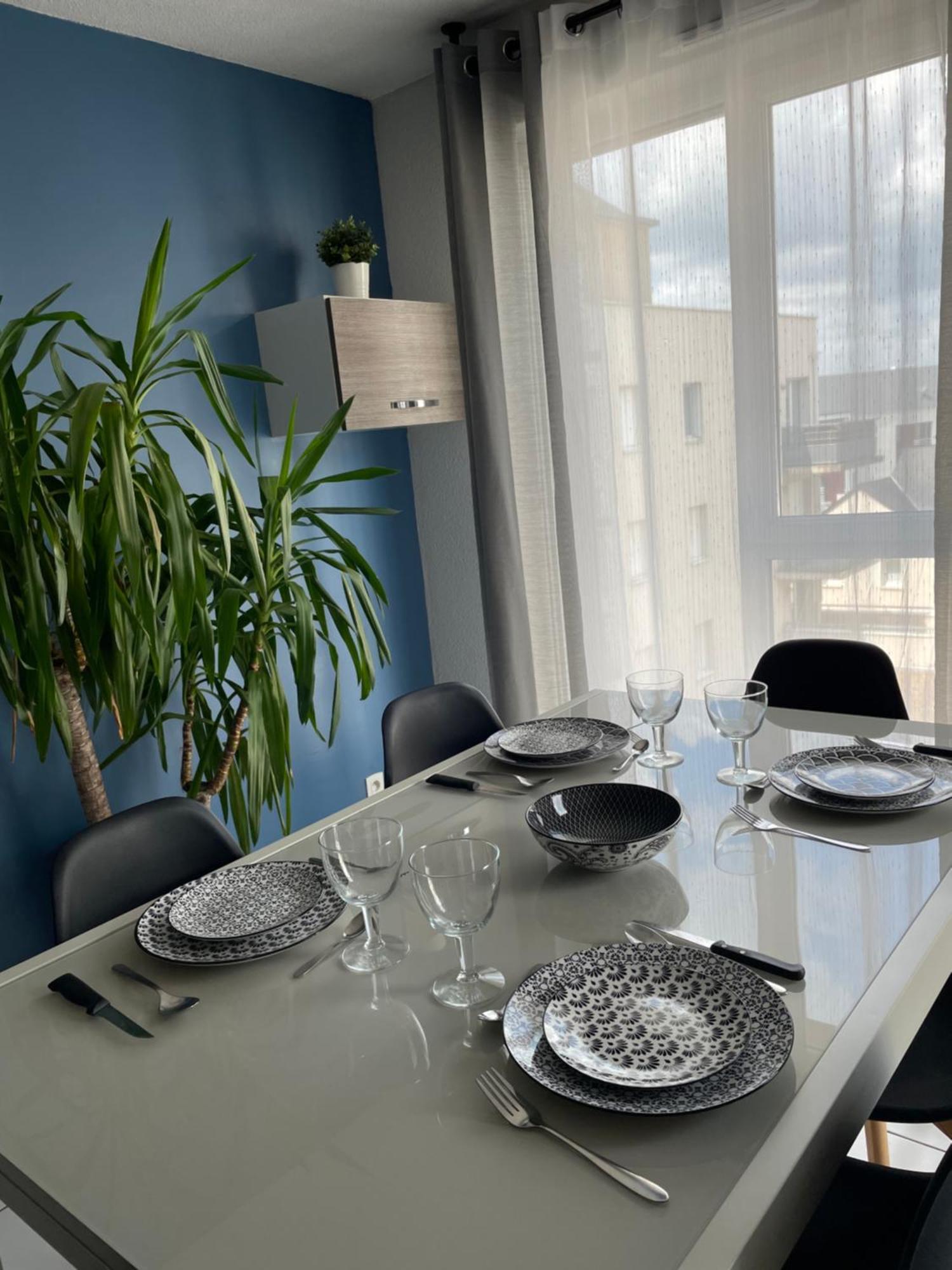 Gare Family Home Laval  Exterior foto